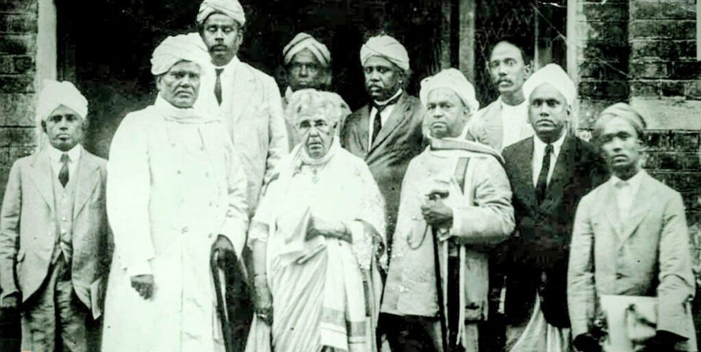  ANNIE BESANT,